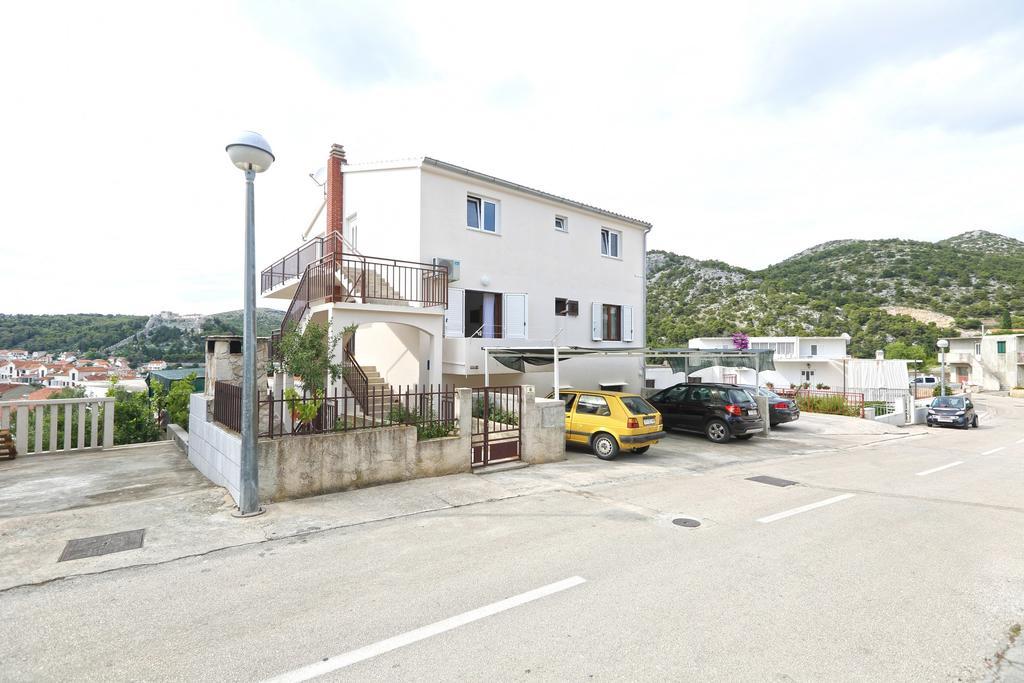 Apartmani Vini Хвар Екстериор снимка